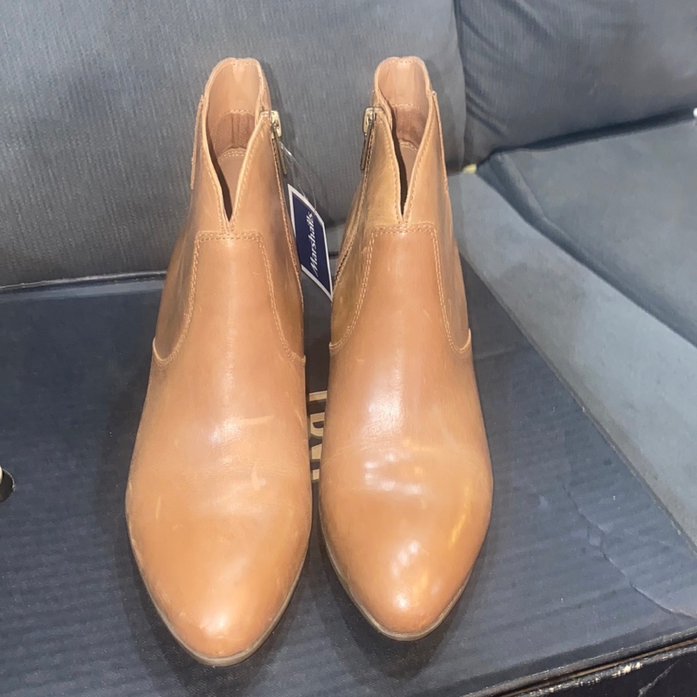 Frye Jennifer Booties. Never worn size 9. Natural beige.